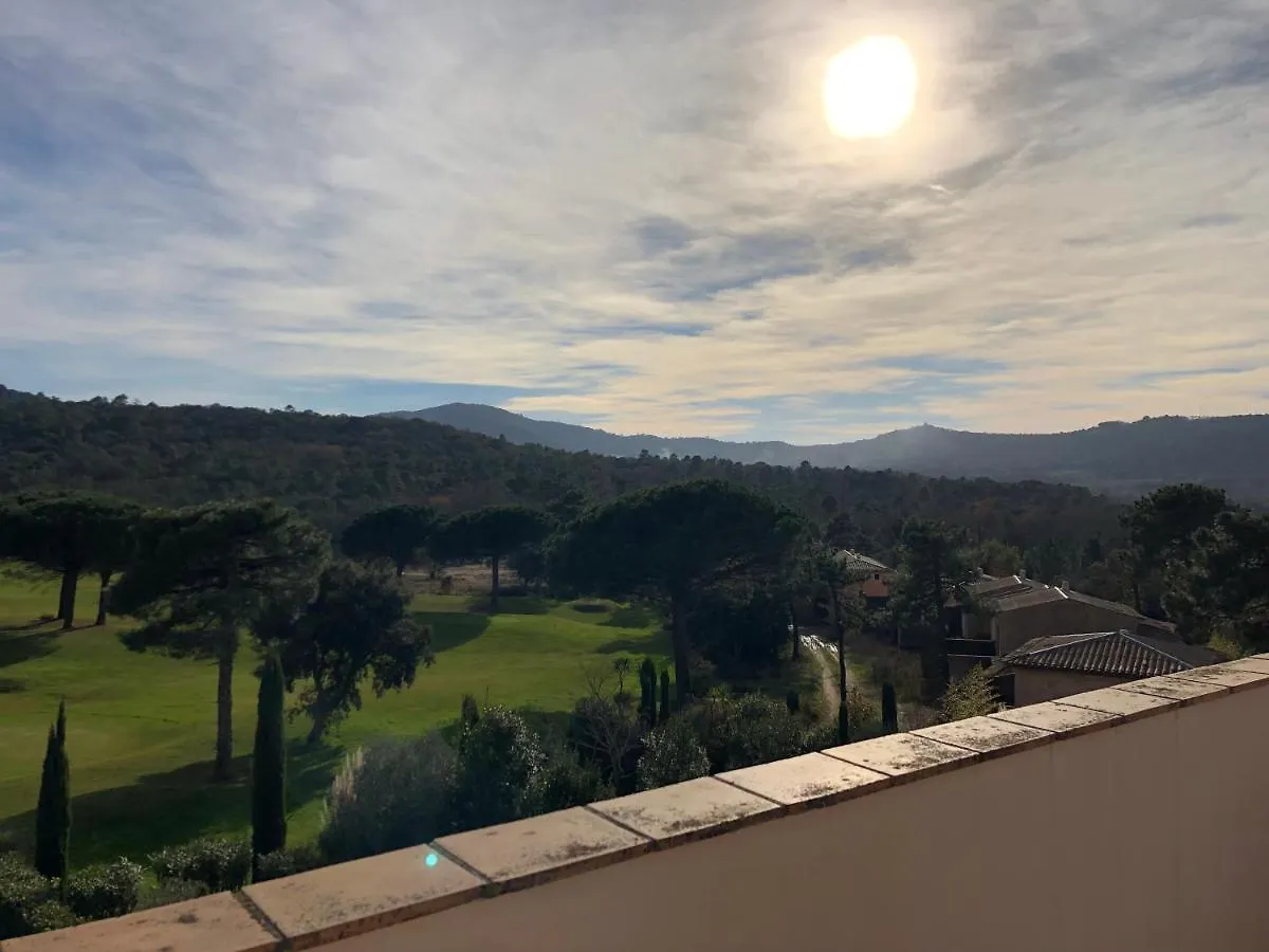 Vakantiehuis Charmantes Haus Im Golf Club Saint Tropez